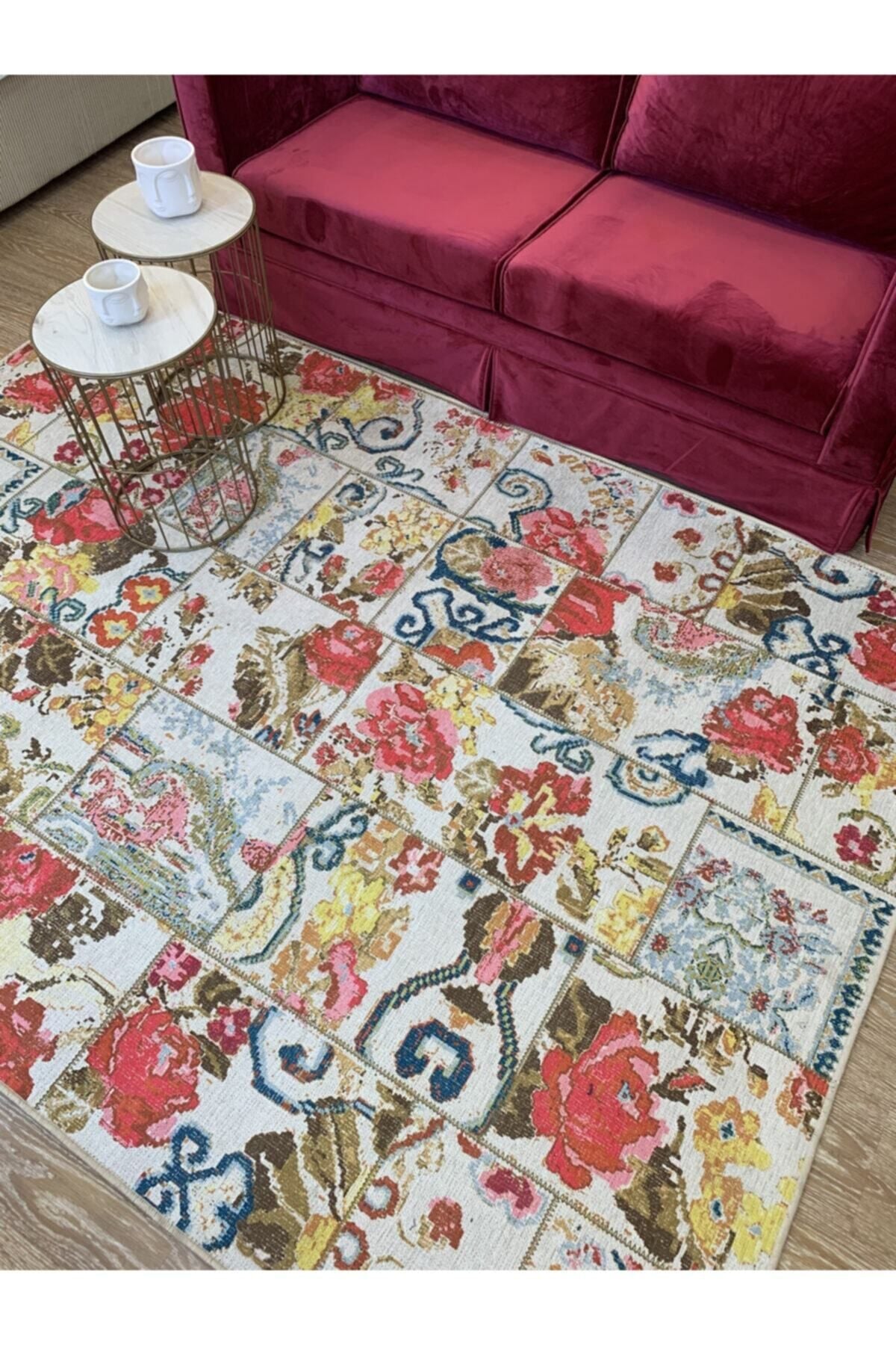 Simal Model Ethnic Pattern Woven Base Rug