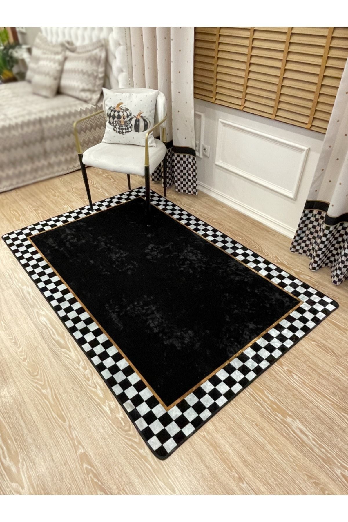 Checkered Pattern Leather Base Decorative Rug