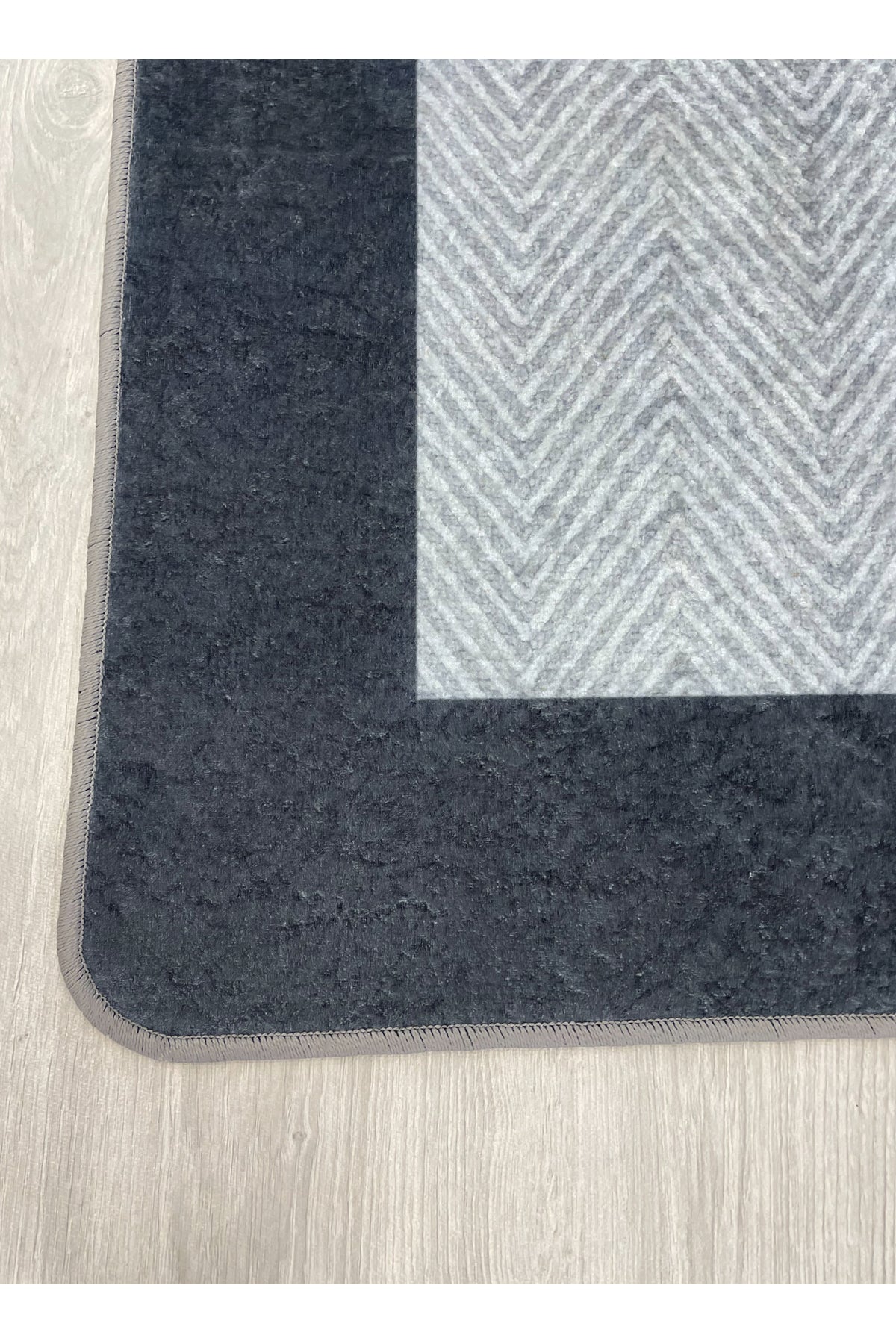 Beige - Black Wicker Jute-Look Latex Base Rug