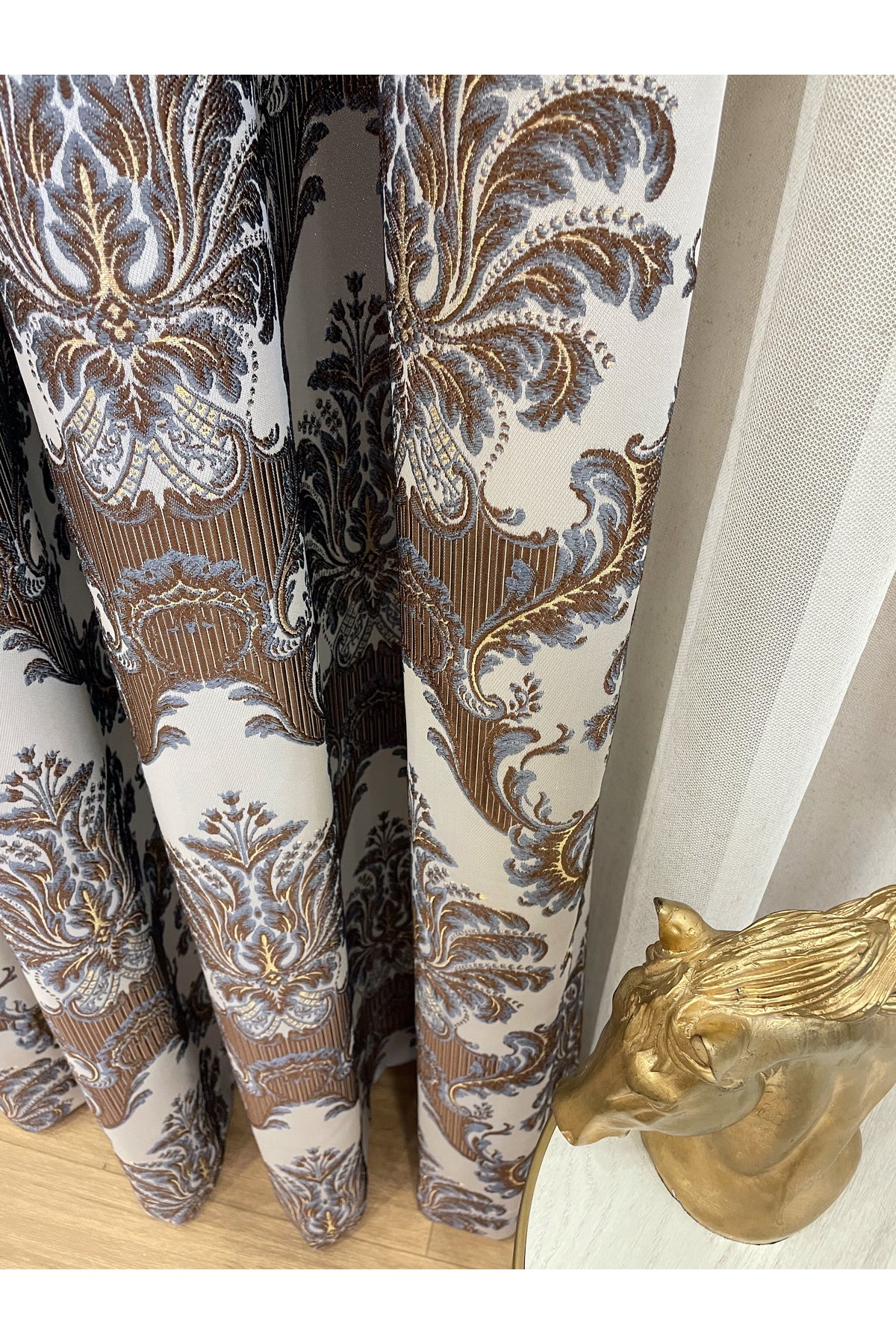 Gray Brown Damask Pattern Jacquard 1/3 Tight Pleat Jacquard Blackout Curtain