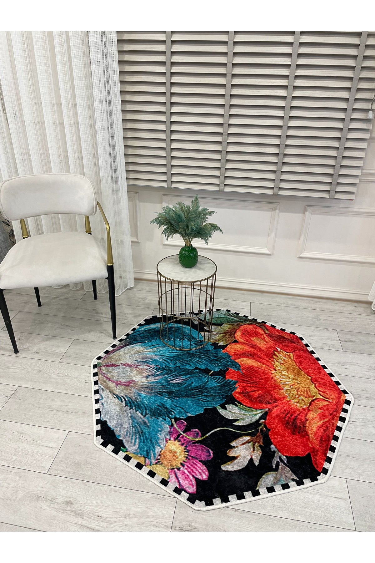 Octagonal Checkered Floral Pattern Latex Base Rug