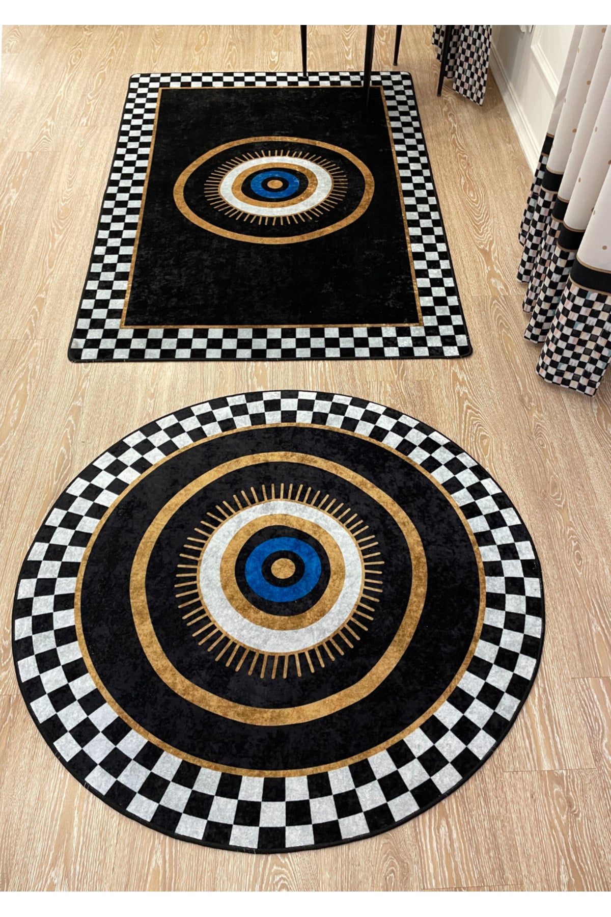 Checkered Pattern Leather Base Decorative Rug