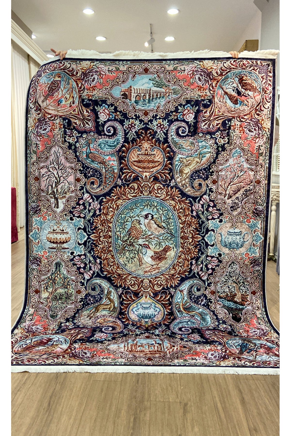 Bird Motif Classic Pattern Fringed Latex Base Rug