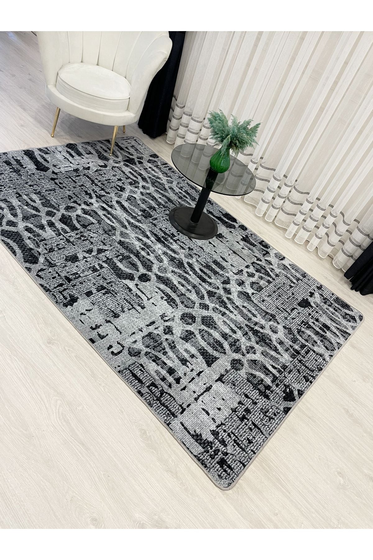 Gray Modern Woven-Look Latex Leather Base Rug