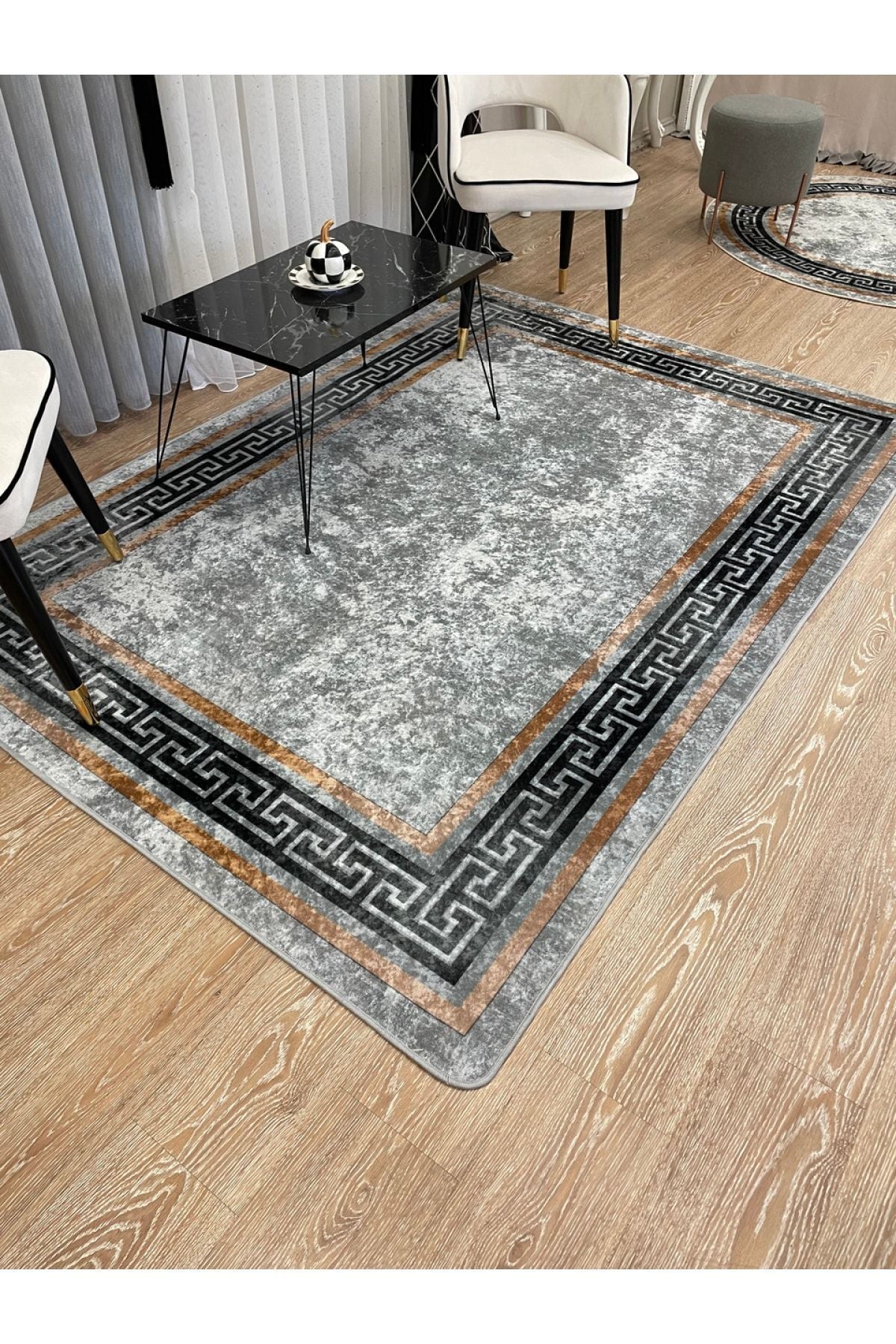 Classic Striped Pattern Latex Leather Base Fringeless Living Room Rug - Beige