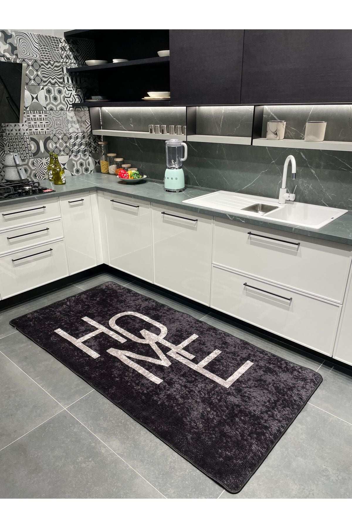 Home Yazılı Düz Mutfak Halısı - SİYAH