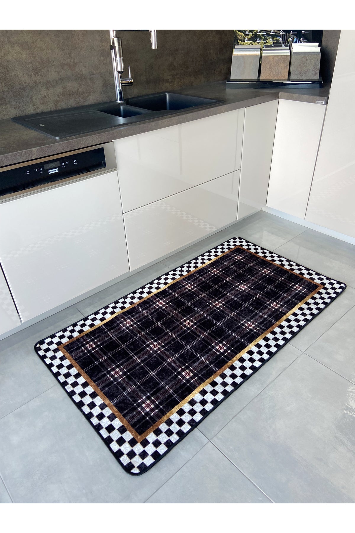 Checkered Plaid Patterned Latex Base Kitchen Rug