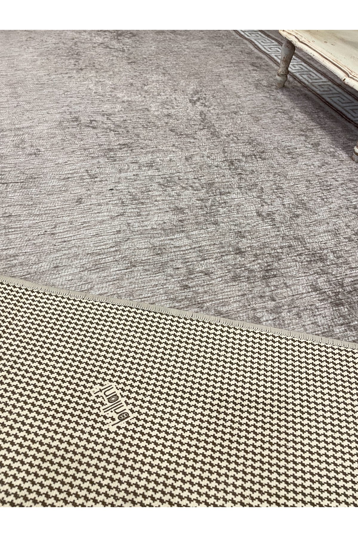 Brown Mink Bordered Latex Base Fringed Rug