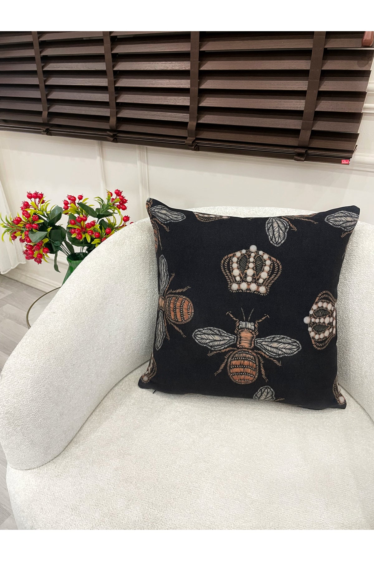 Queen Bee Embroidery Look Woven Fabric Throw Pillow Cover 45x45