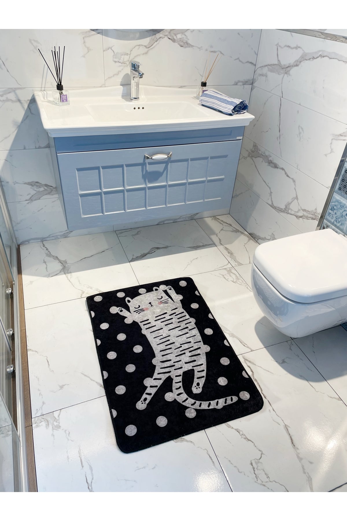 Cat Polka Dot Bathroom Mat Single Piece (Size 60x100)