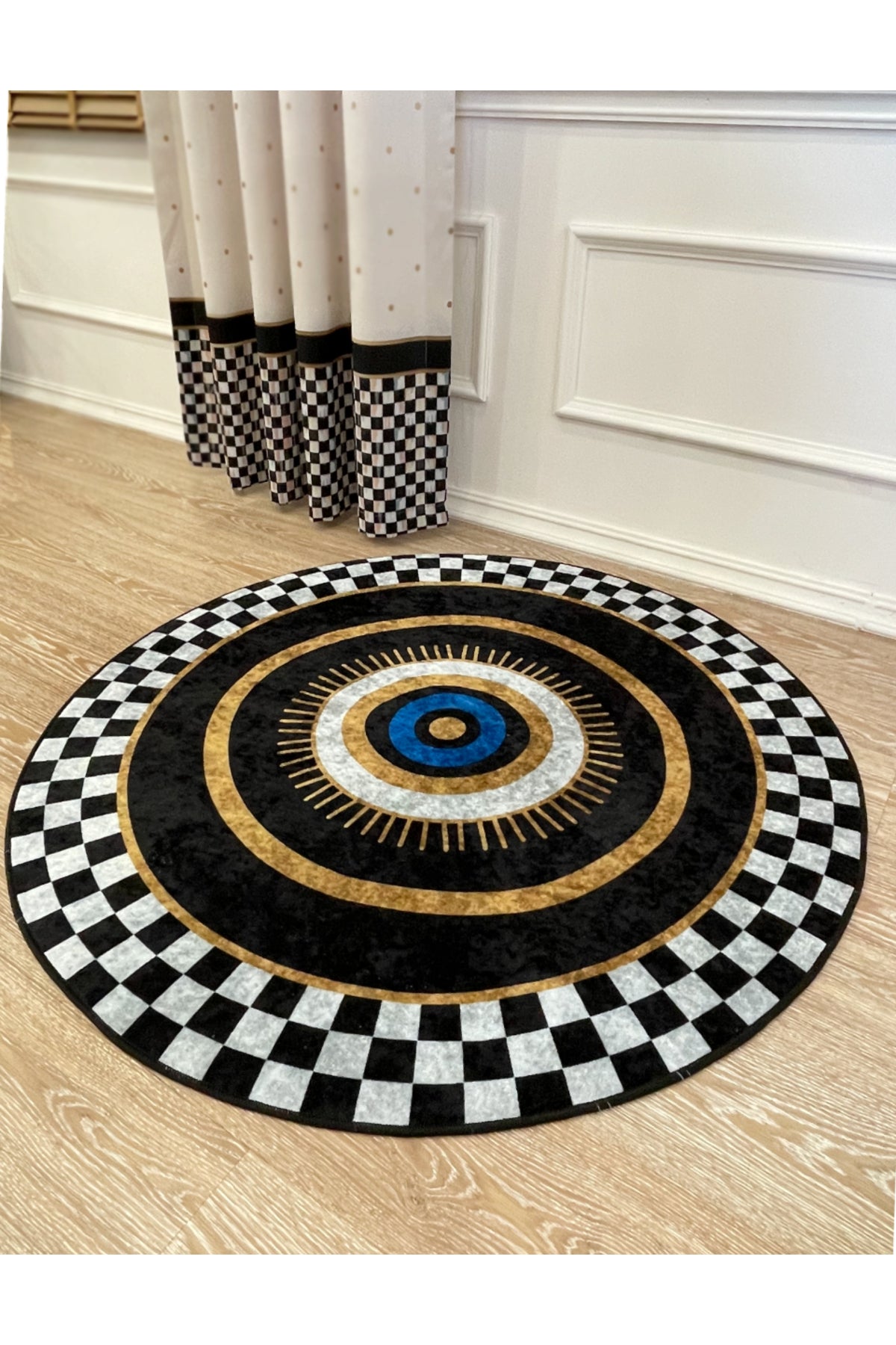 Checkered Pattern Leather Base Decorative Rug