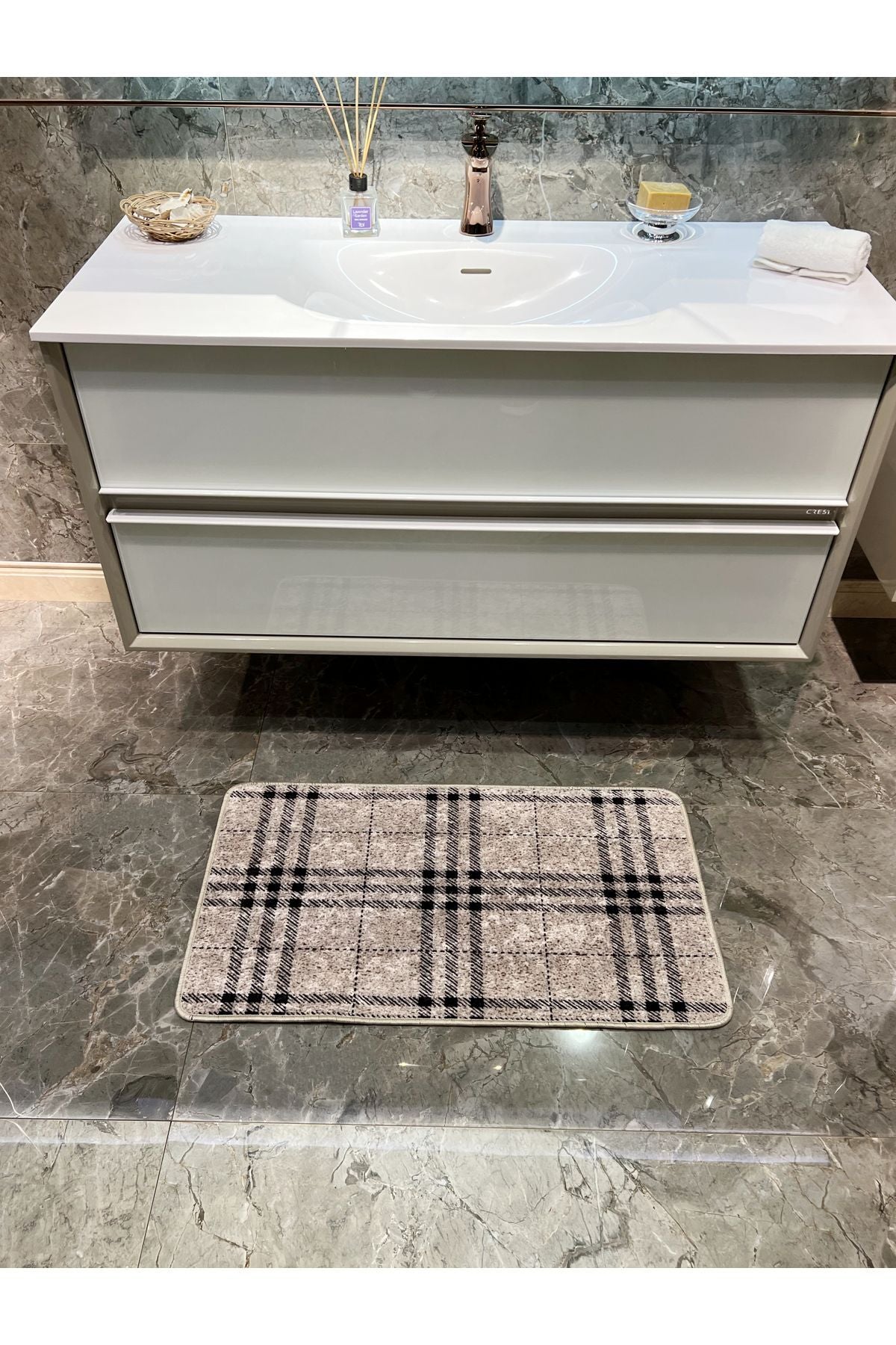 Single Checkered Pattern Bathroom Mat - Beige (60X100 Size)