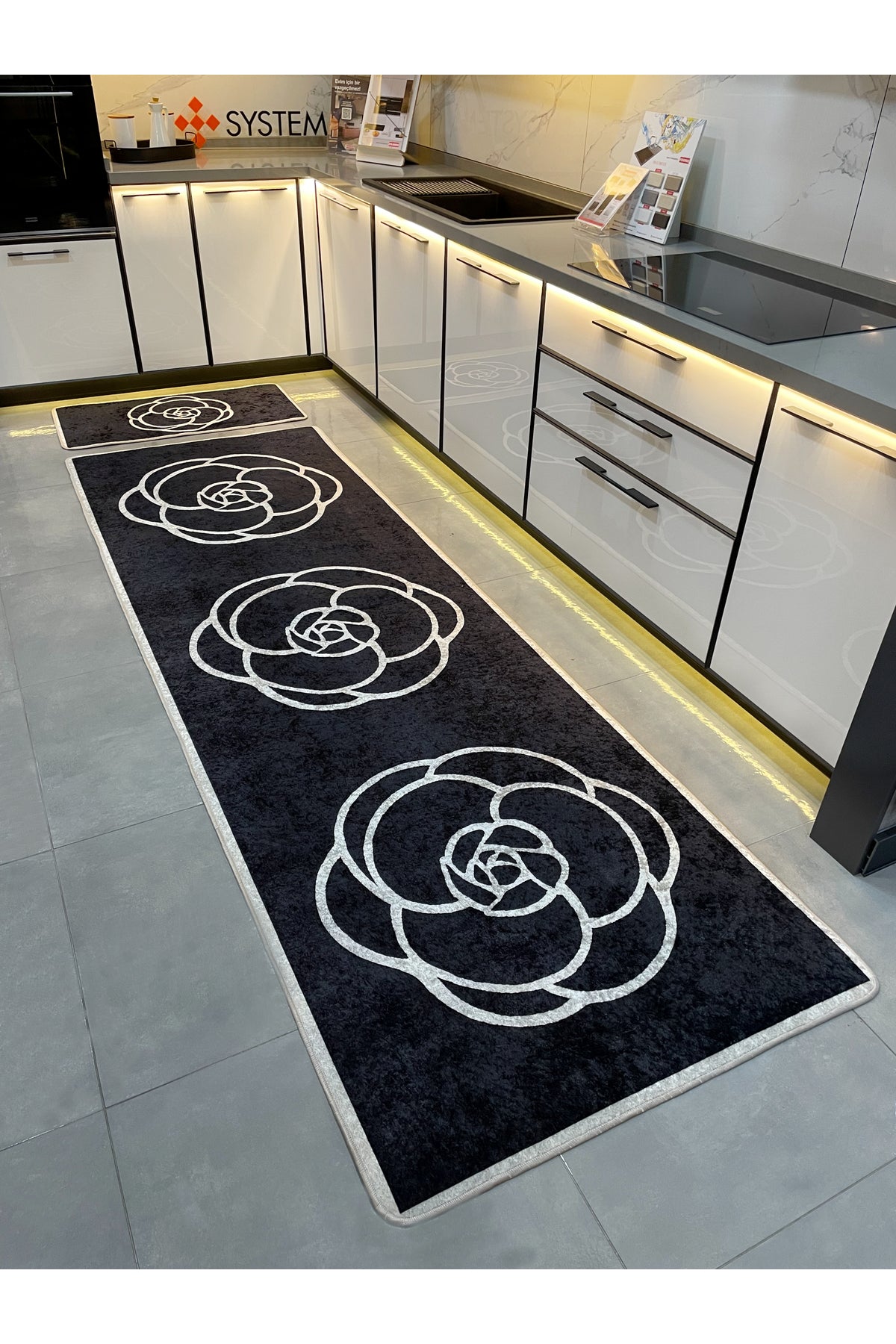Floral Pattern Latex Non-Slip Rug