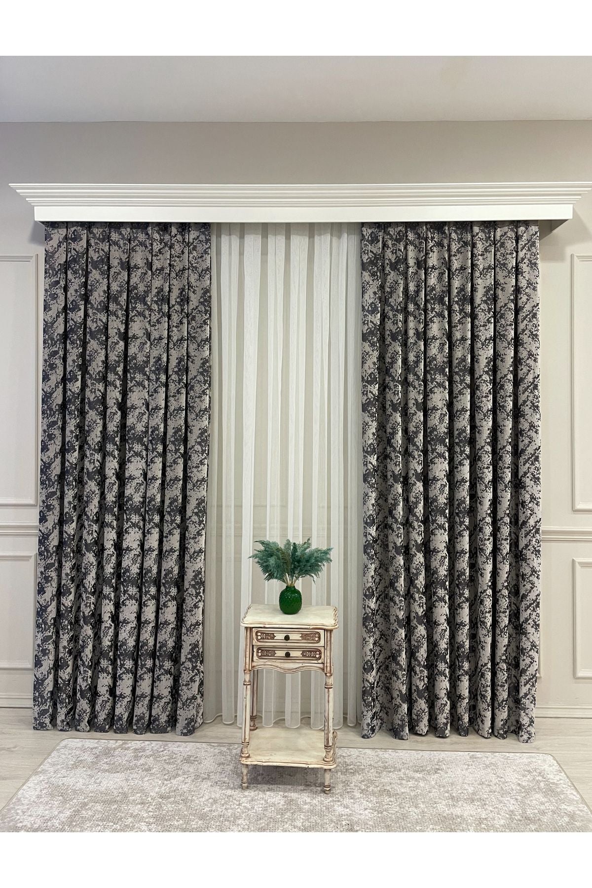 Brown-Navy Blue Chenille Pattern Jacquard 1/3 Dense Pleated Jacquard Blackout Curtain