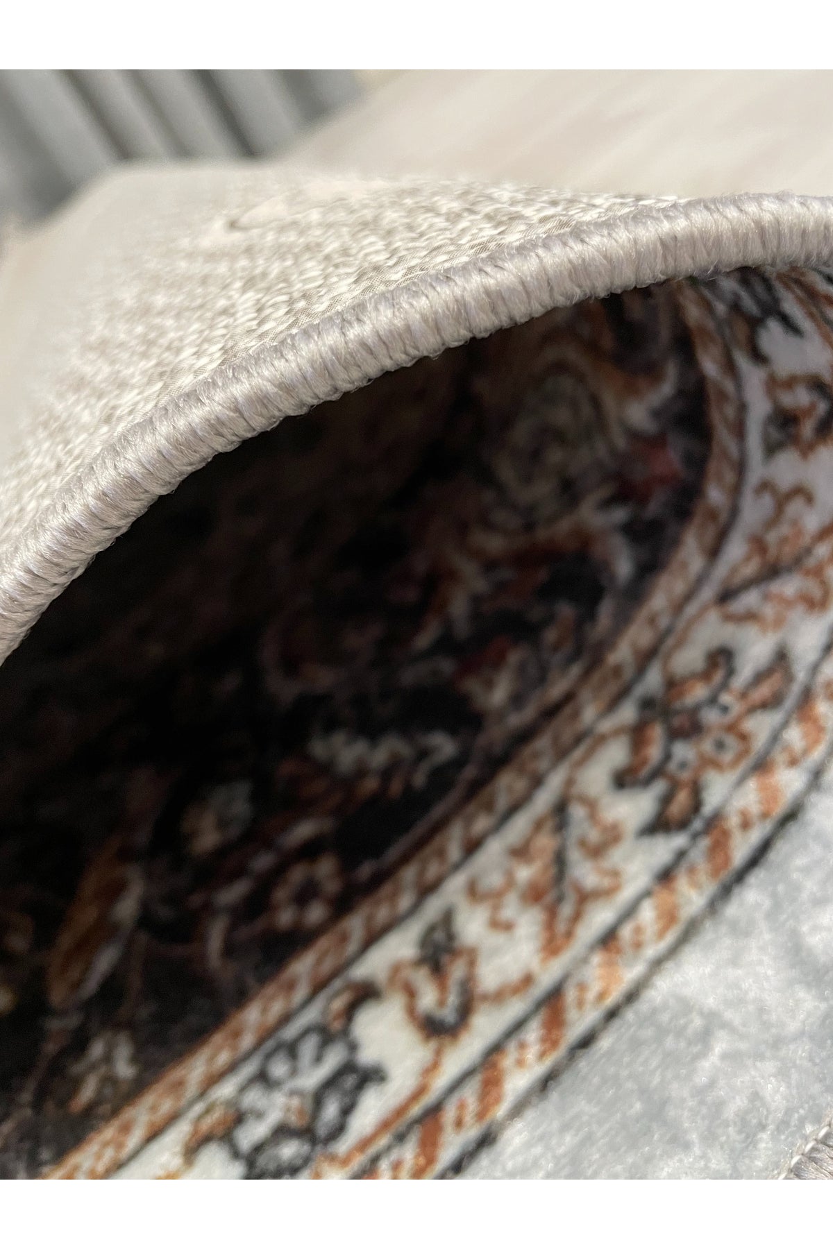 GRAY Traditional Motif FRINGED Classic Non-Slip Base Rug