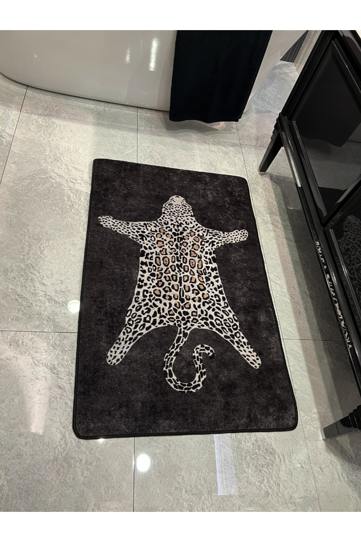 Leopard Pattern Washable 80x120 Single Bath Mat - Black