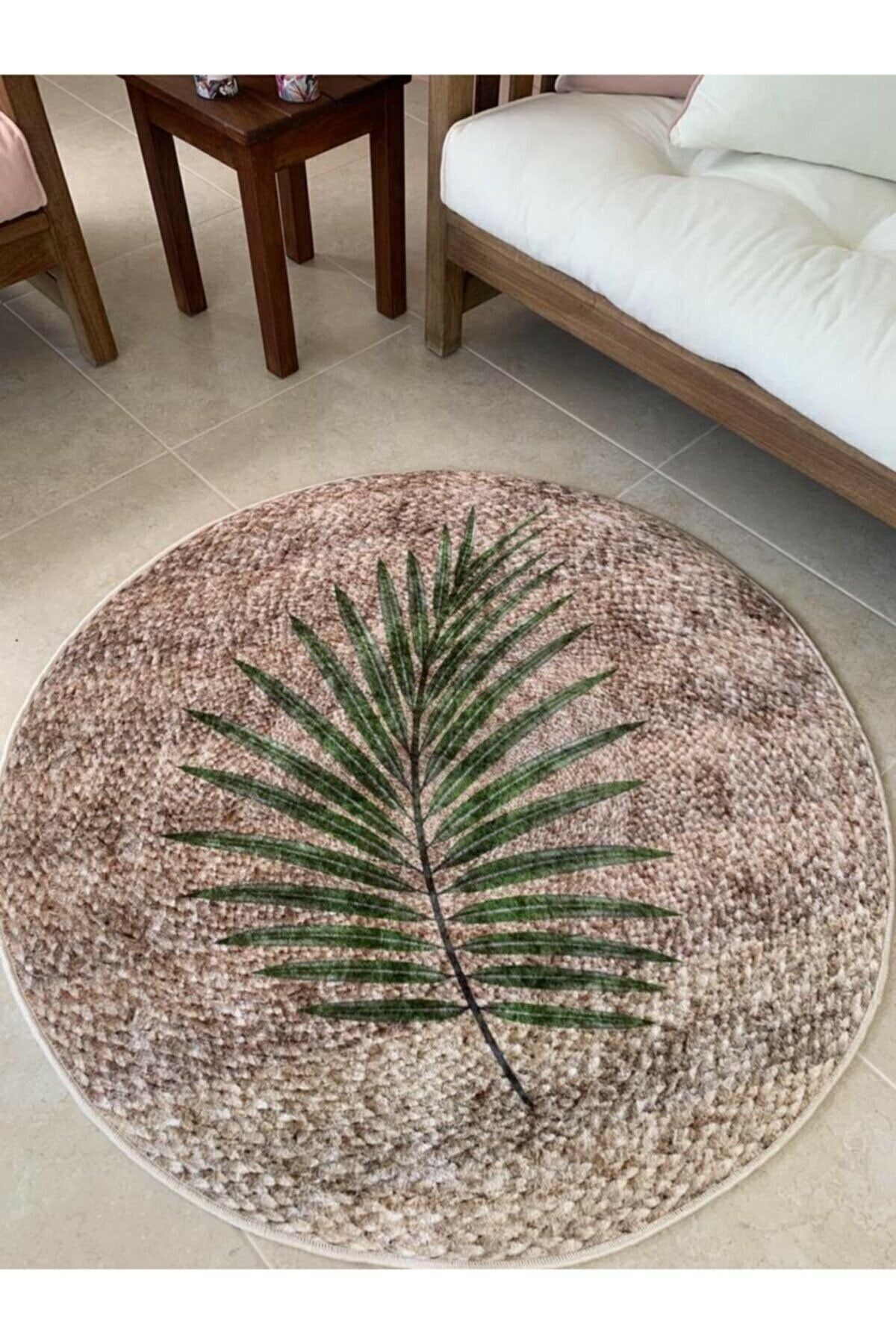 Jute Sisal Look Leaf Motif Latex Non-Slip Base Balcony and Terrace Round Rug
