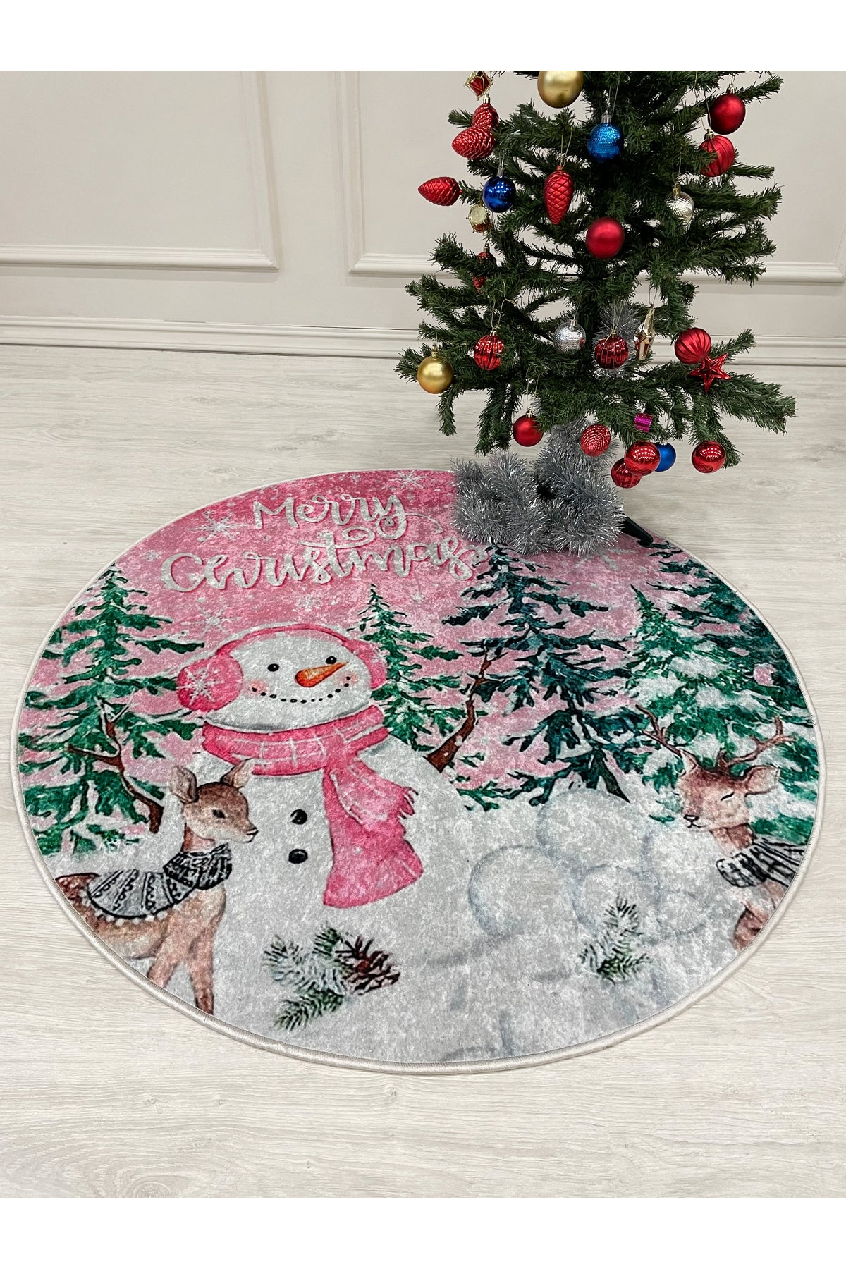 Christmas-Themed Snowman Tree Skirt Rug