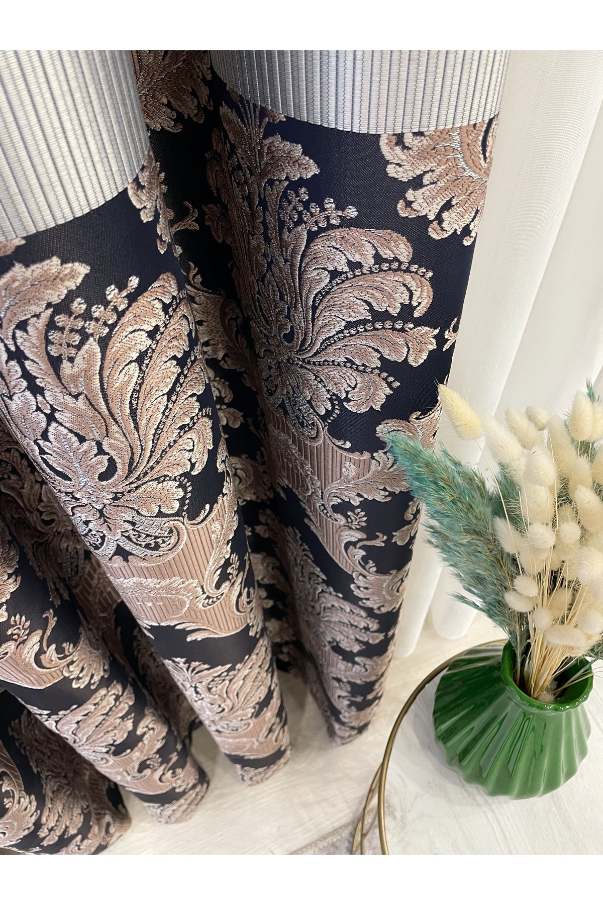 Gray Brown Damask Pattern Jacquard 1/3 Tight Pleat Jacquard Blackout Curtain