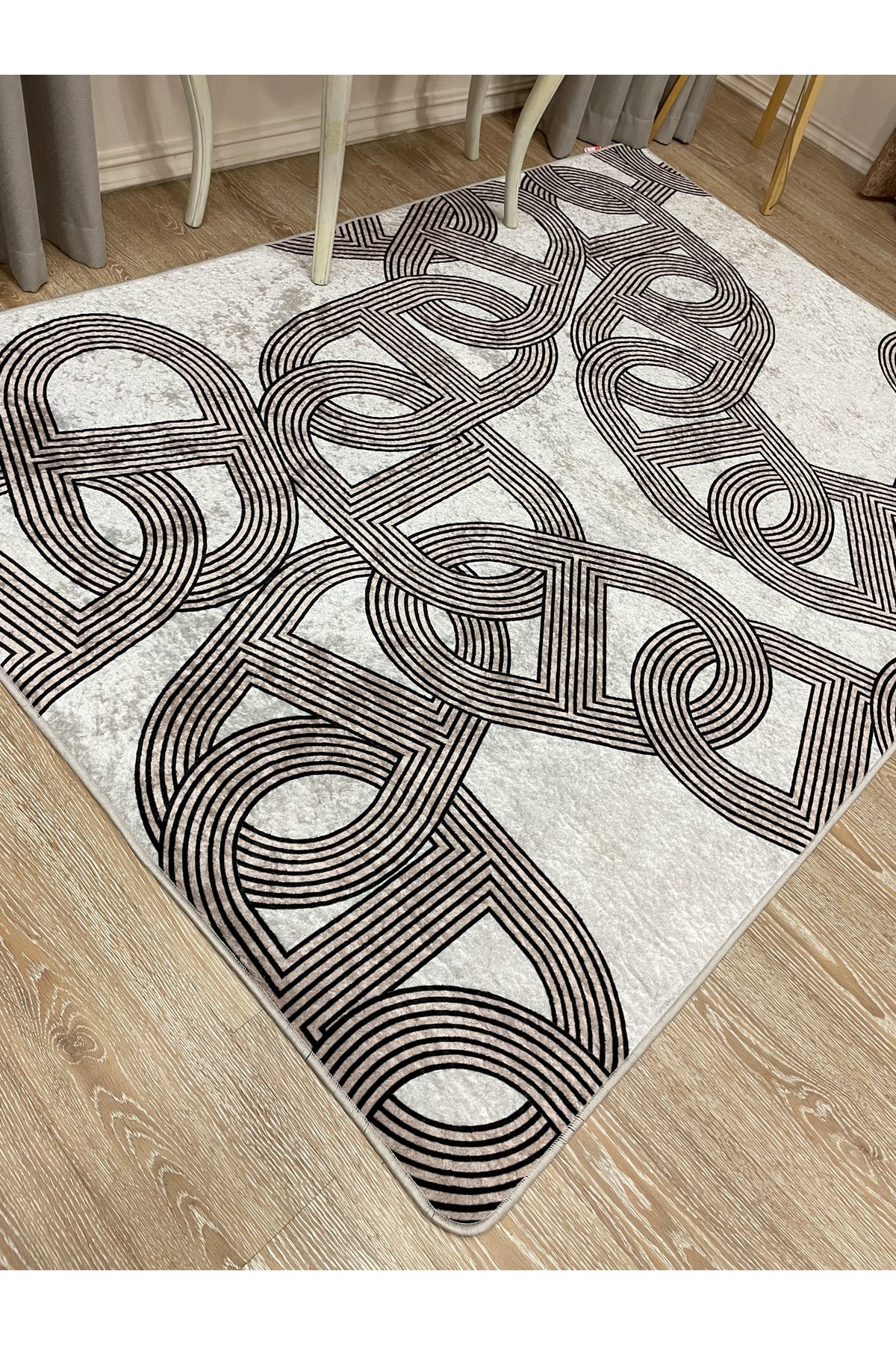 Hook Pattern Modern Design Latex-Backed Rug