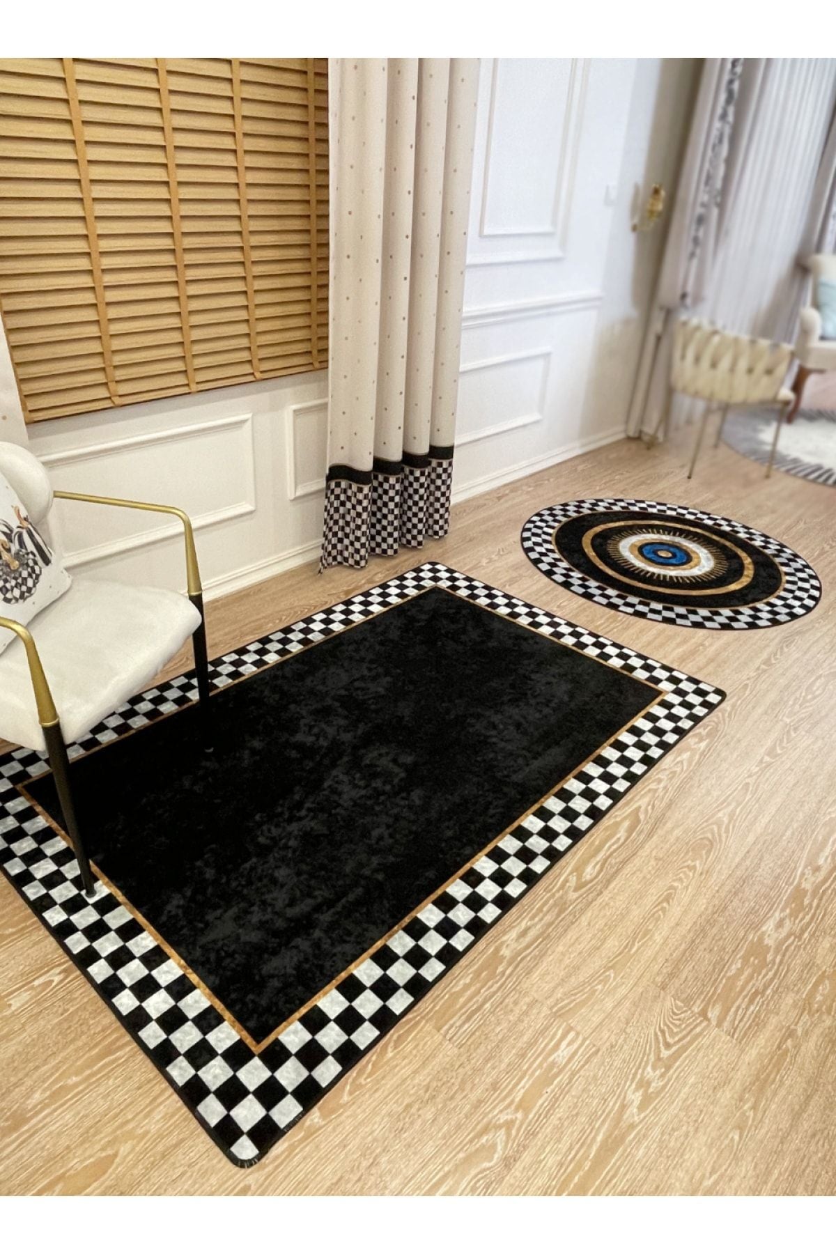 Checkered Pattern Leather Base Decorative Rug