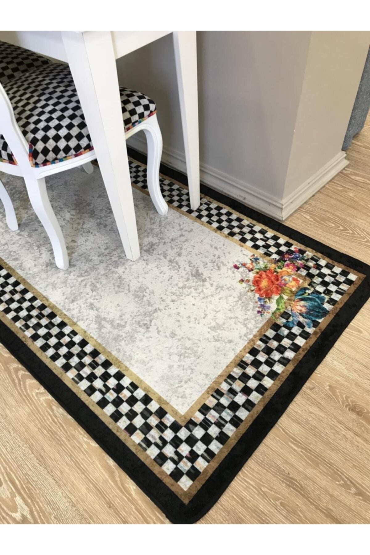 Checkered Floral Latex Non-Slip Base Fringe-Free Kitchen Rug