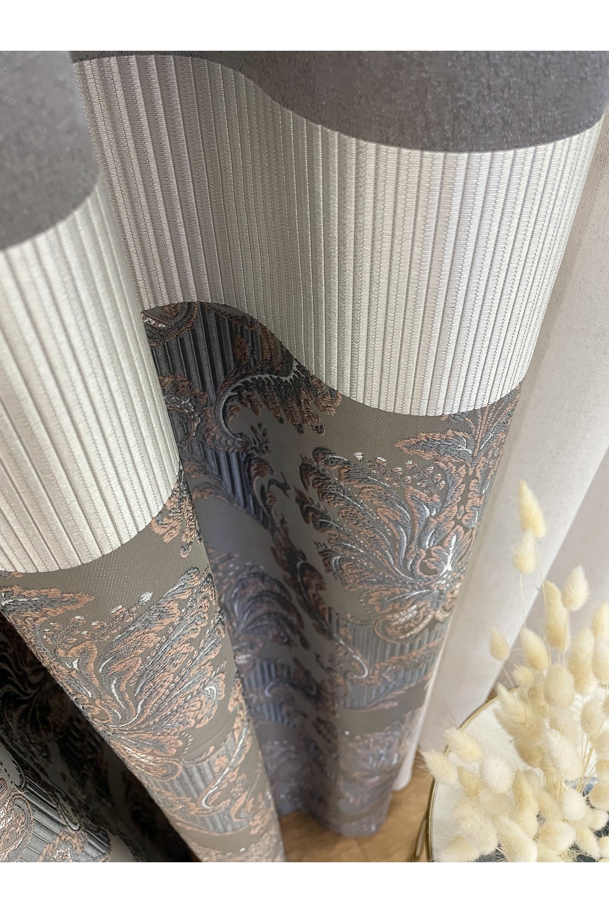 Gray Brown Damask Pattern Jacquard 1/3 Tight Pleat Jacquard Blackout Curtain