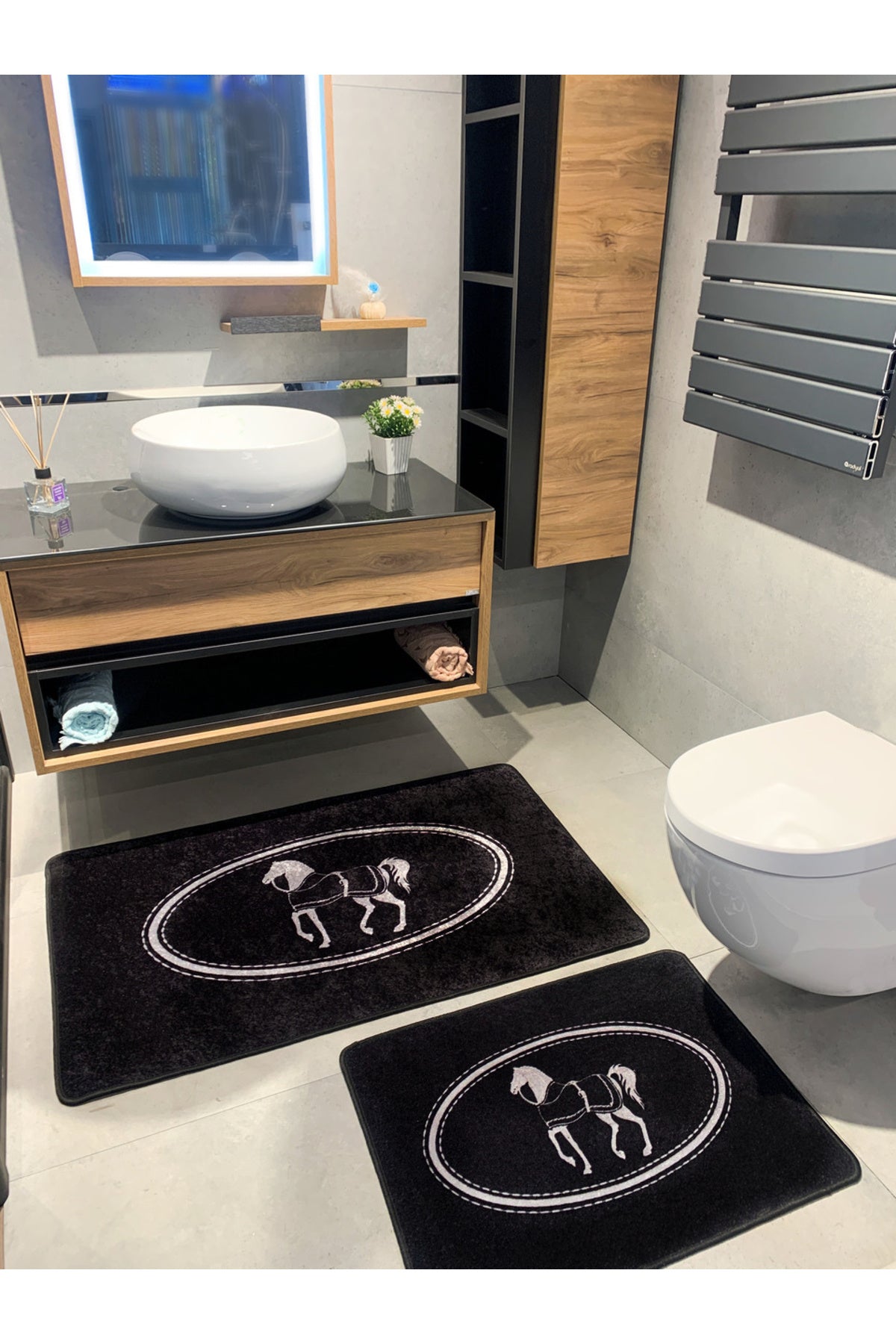 Black Horse Pattern 2-Piece Leather Base Bathroom Mat Set (60x100 - 60x50)