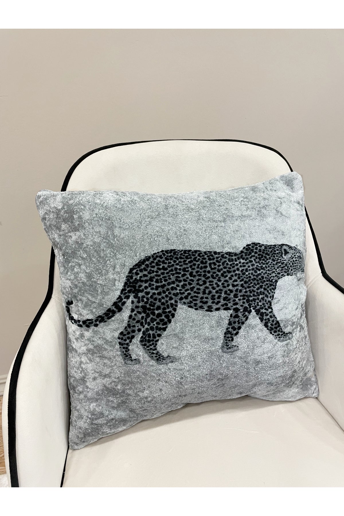 Leopar Desen Kadife Kırlent Yastık Kılıfı ( GRİ)