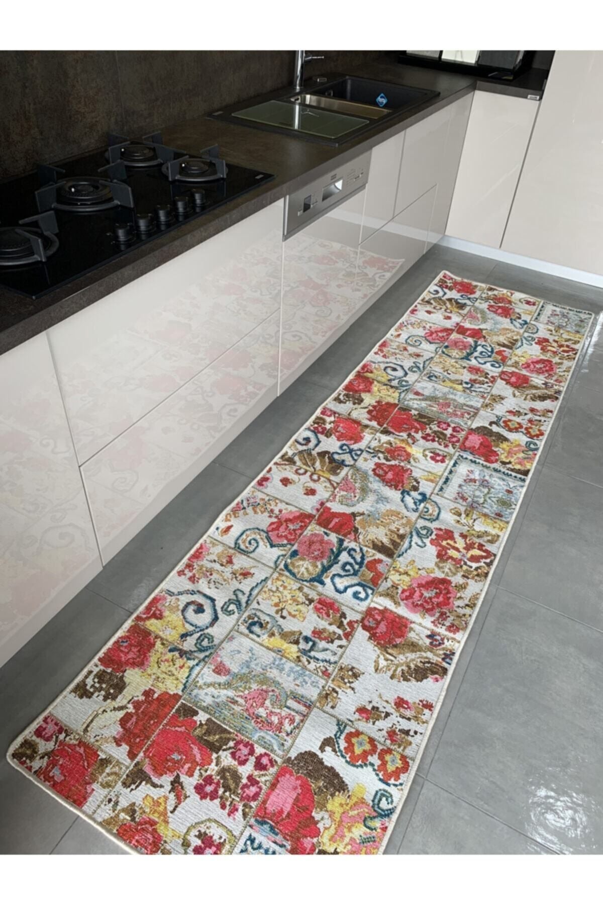 Simal Model Ethnic Pattern Woven Base Rug