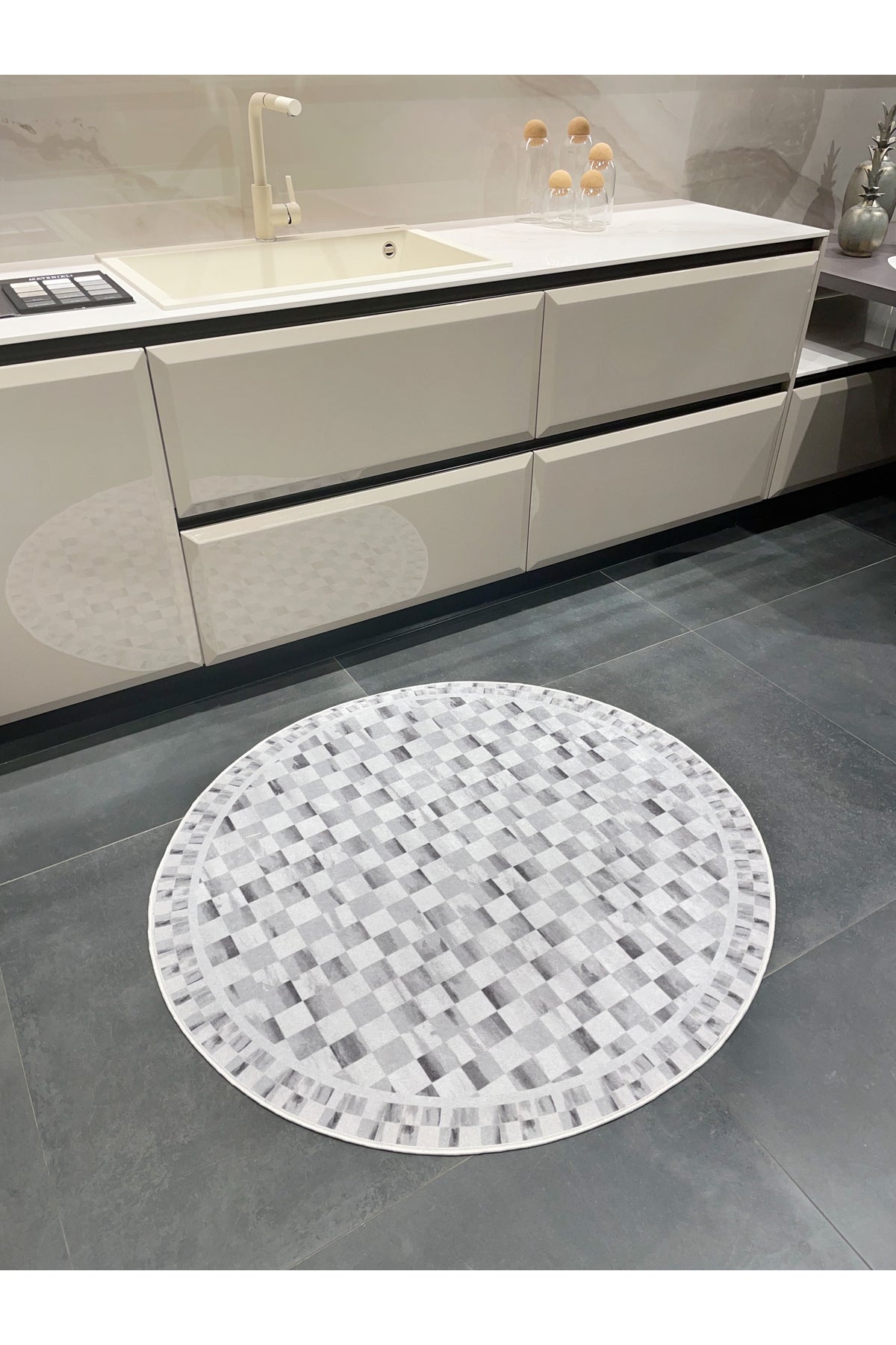 Gray Mackenzie-Style Plaid Latex Base Runner Rug
