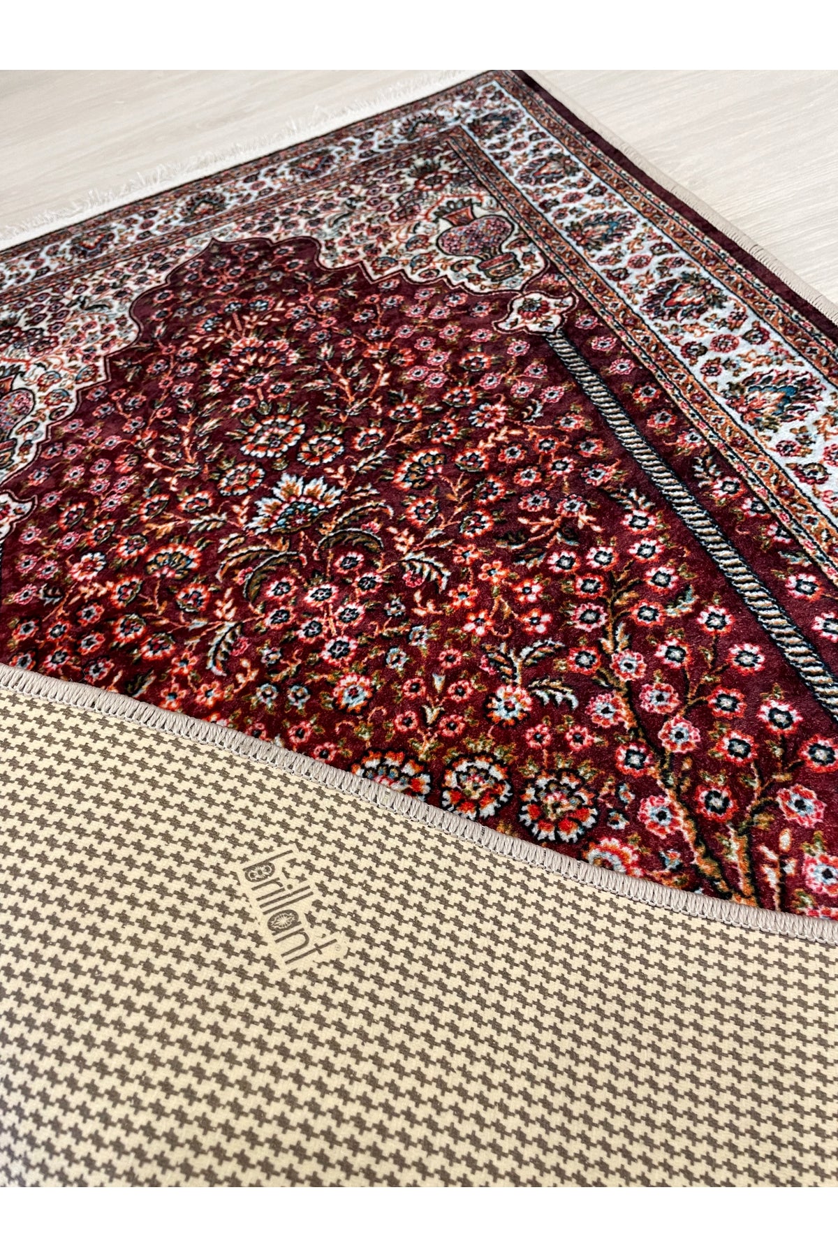 Seccade Saçaklı Lateks Taban 75x125 Ebat