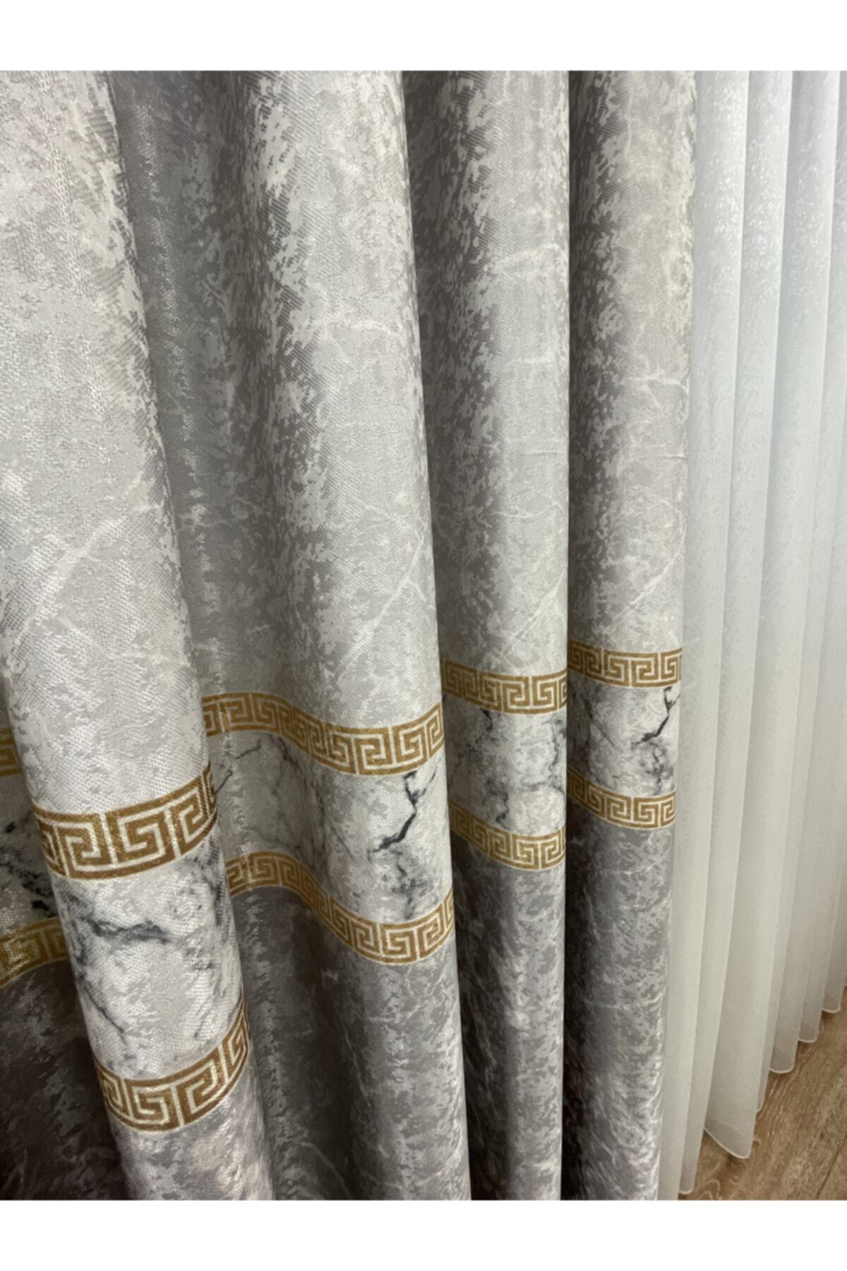 Liva Model 1/2.50 Pleated Blackout Curtain