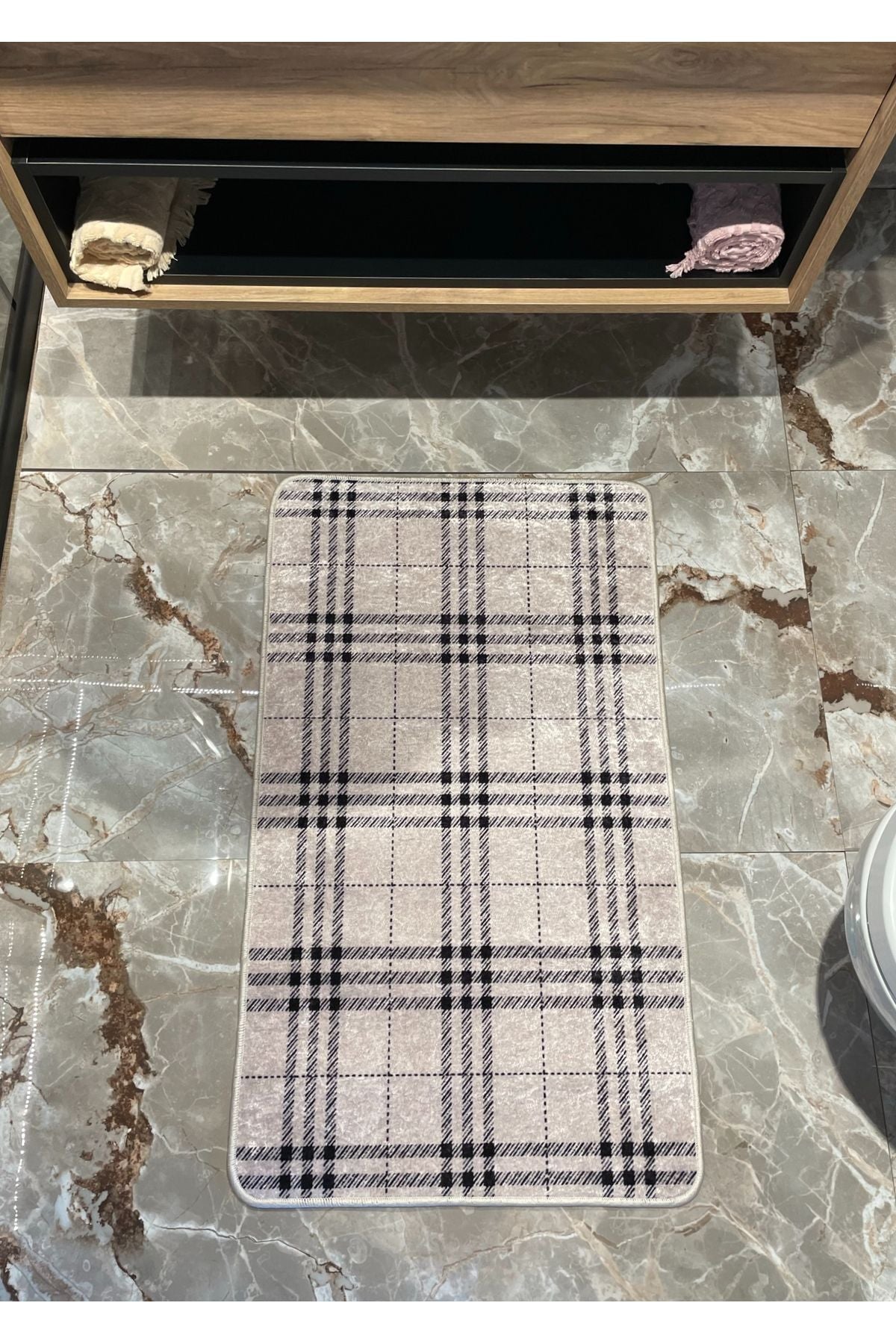 Single Checkered Pattern Bathroom Mat - Beige (60X100 Size)