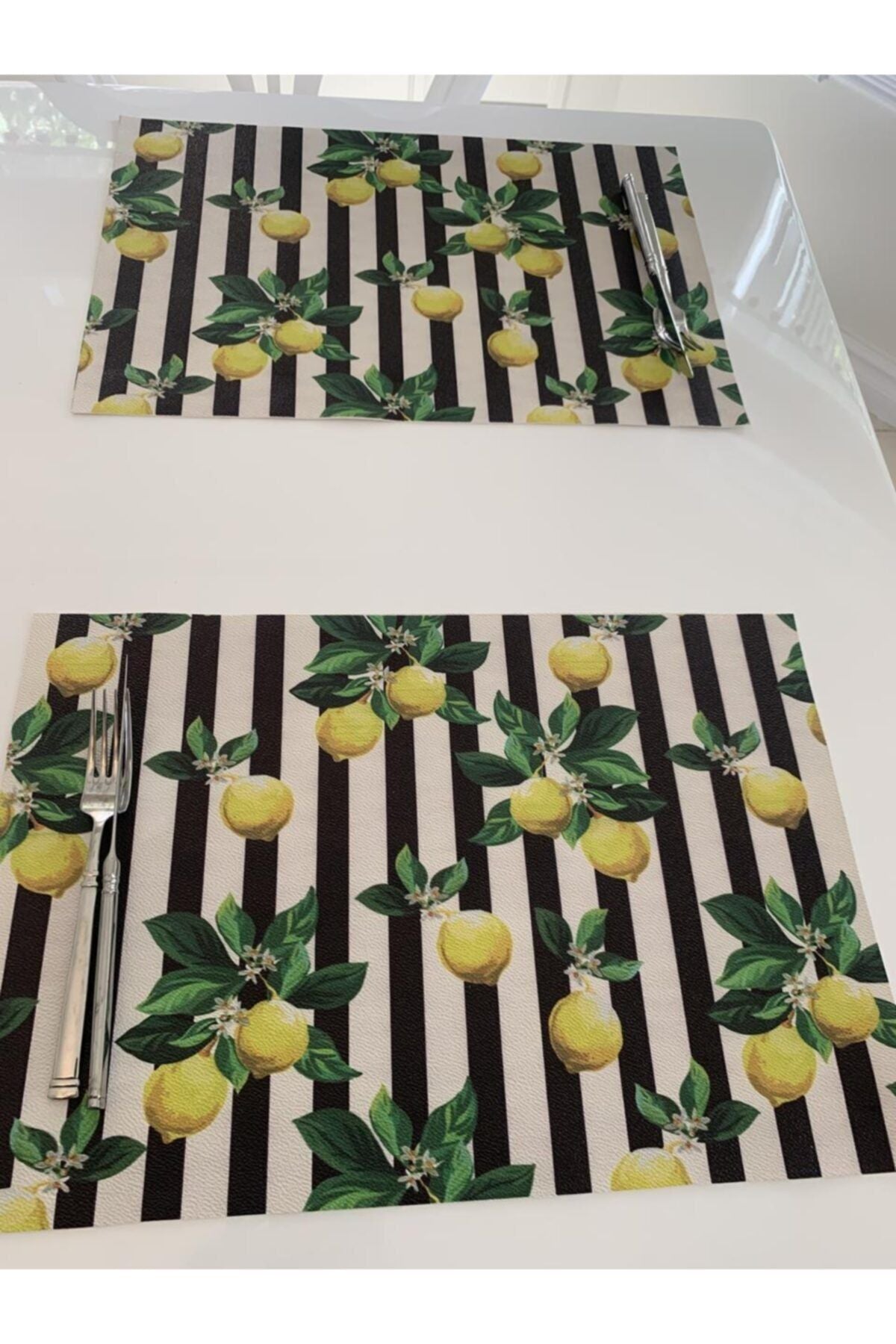 Set of 6 Grape Lemon Print Placemats - Style 14