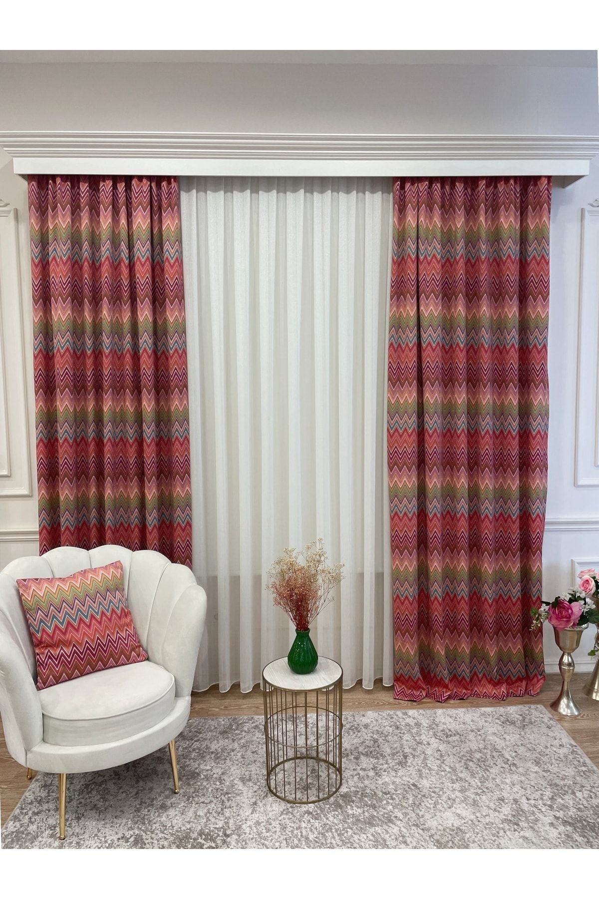 Zigzag Patterned No-Pleat Flat Stitch Extra-Tape Blackout Curtain