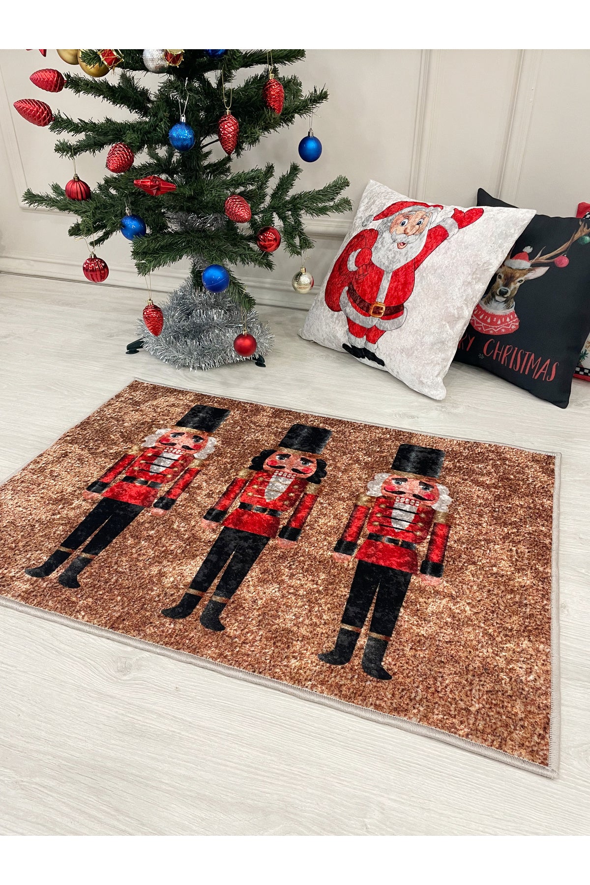 Lead Soldier Detailed Decorative Christmas Doormat Size 60x90