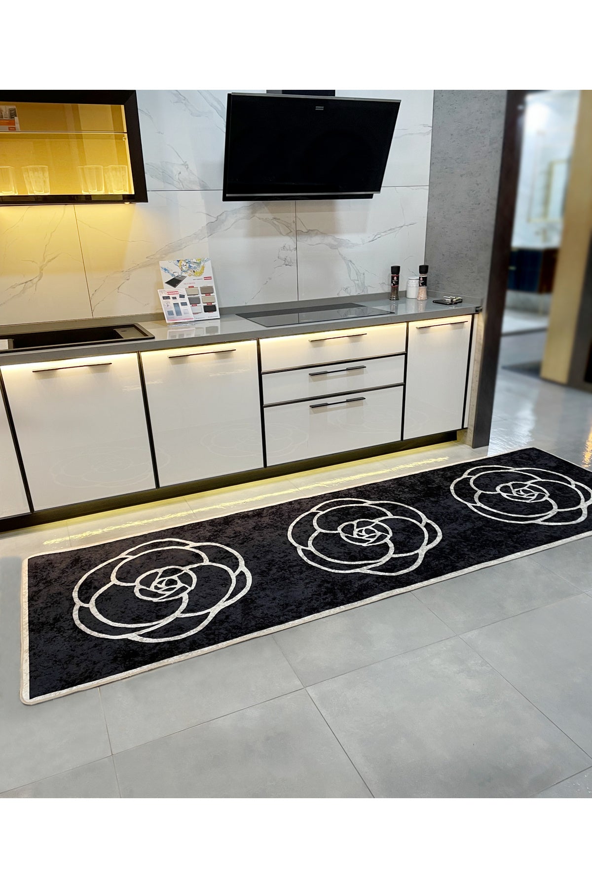 Floral Pattern Latex Non-Slip Rug