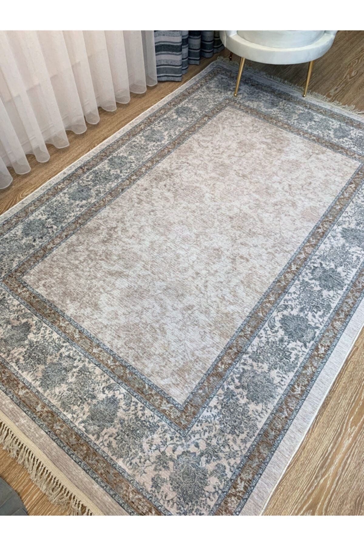 Hisar Şönil Görünüm Lateks Kaymaz Taban Leke Tutmaz Saçaklı Klasik Halı