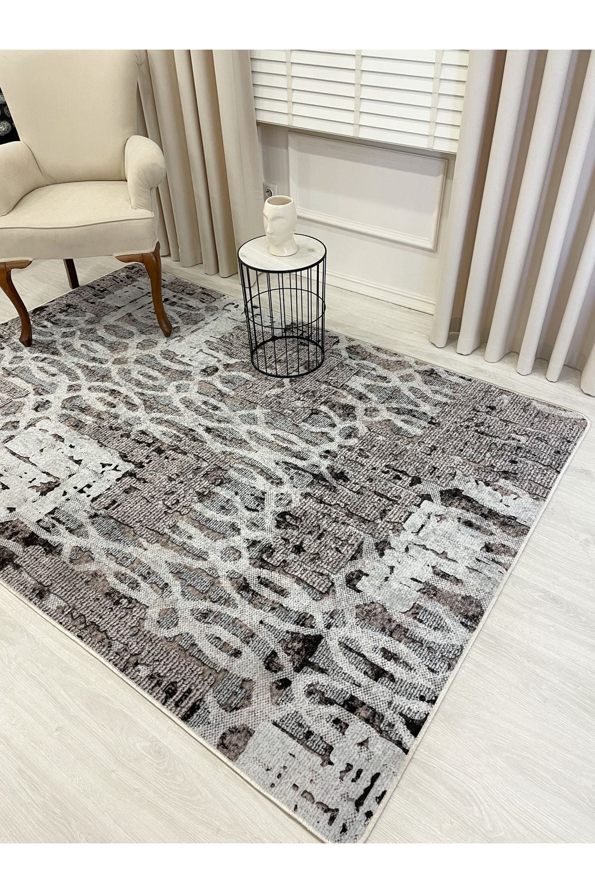 Gray Modern Woven-Look Latex Leather Base Rug