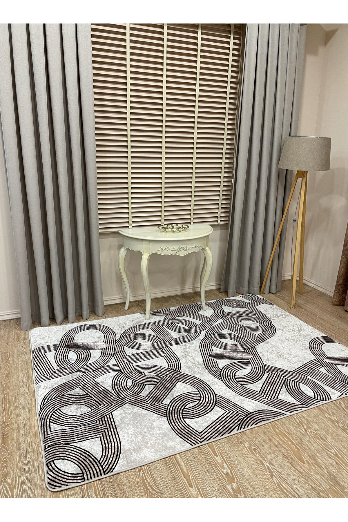 Hook Pattern Modern Design Latex-Backed Rug