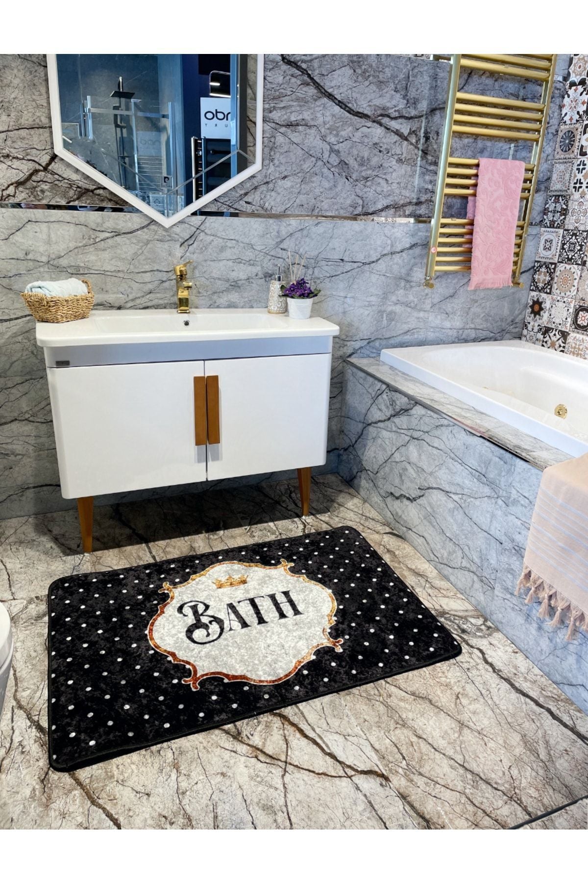 Bath Slogan Polka Dot Single Bathroom Mat (Size 80x120)