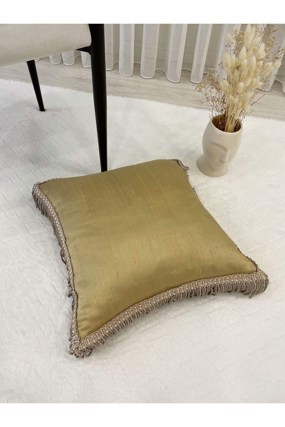 İthal Ipek (SİLK) Kırlent Yastık Kılıfı Kordonlu (45X45) ( Gold Sarı Renk)