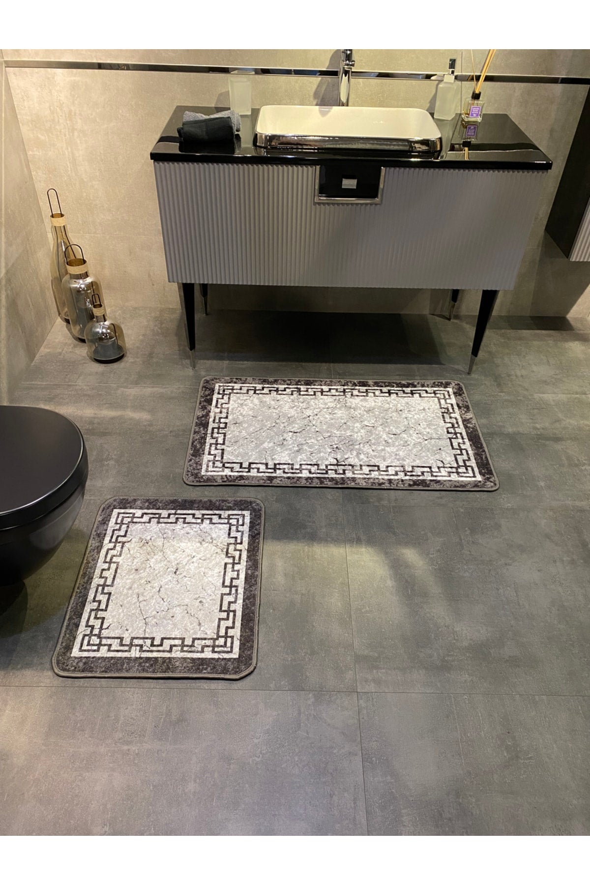 Linaro 2-Piece Latex Non-Slip Waterproof Bathroom Mat Set (60x100 - 60x50) Gray