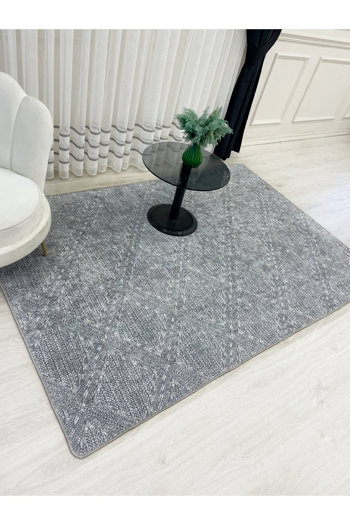 Gray Wicker-Textured Look Latex Leather Base Rug
