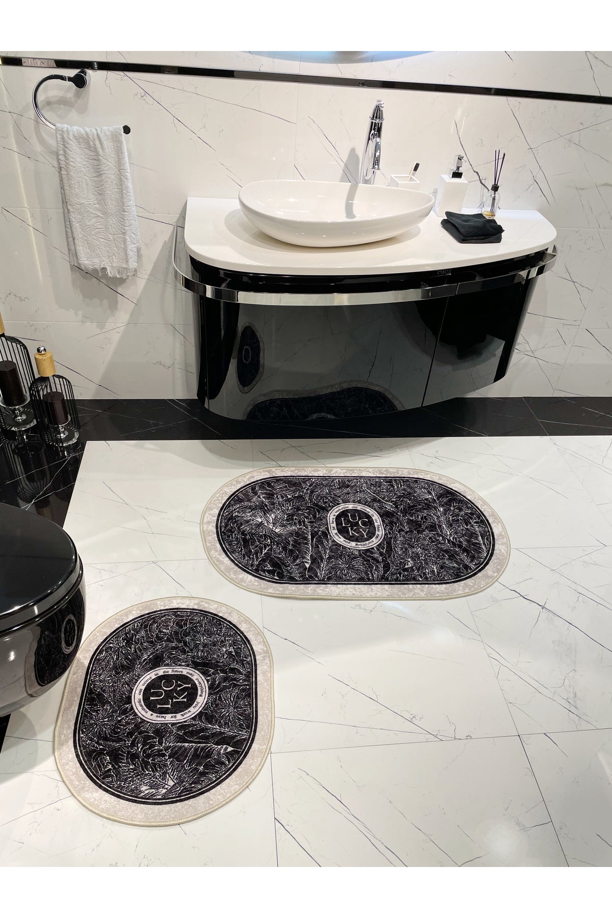 2-Piece Floral Pattern 60x100 - 60x50 Lucky Latex-Backed Bath Mat Set