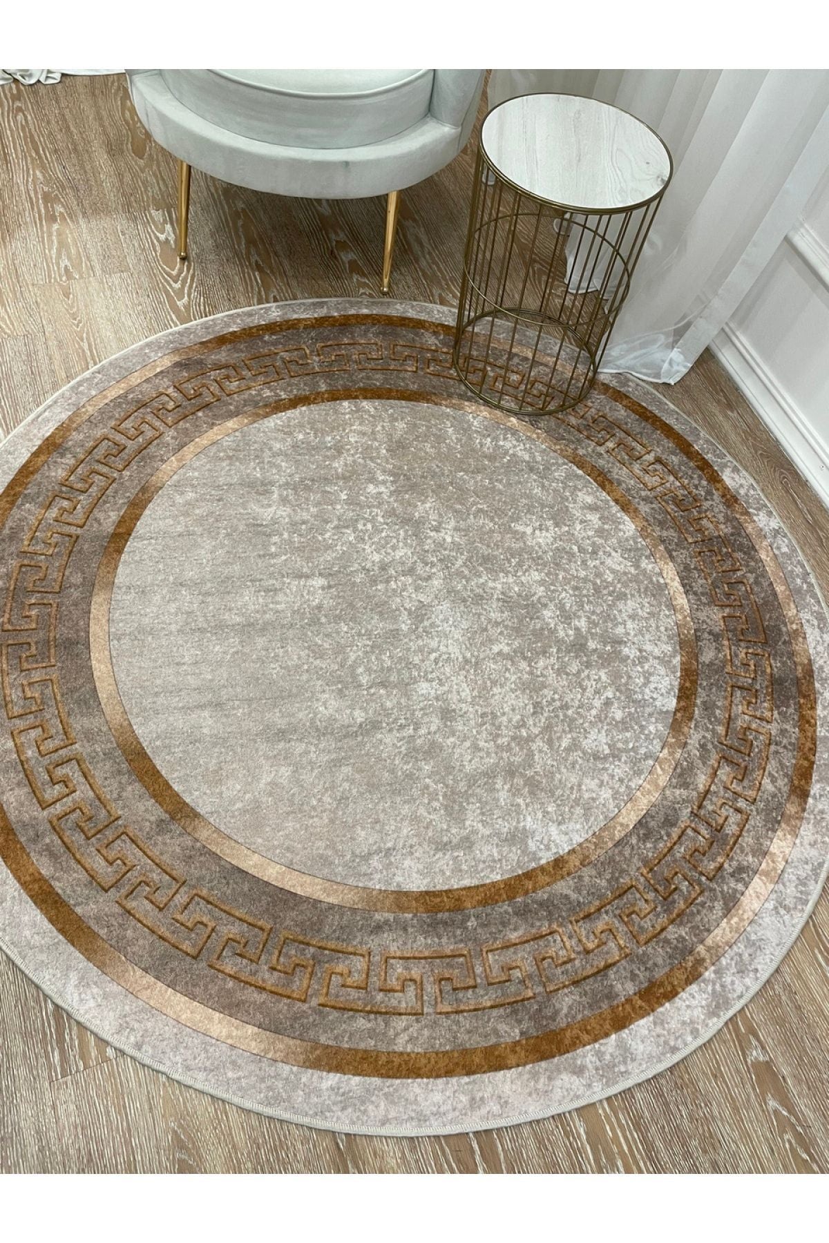 Classic Striped Pattern Round Latex Leather Base Fringeless Living Room Rug - Golden Brown