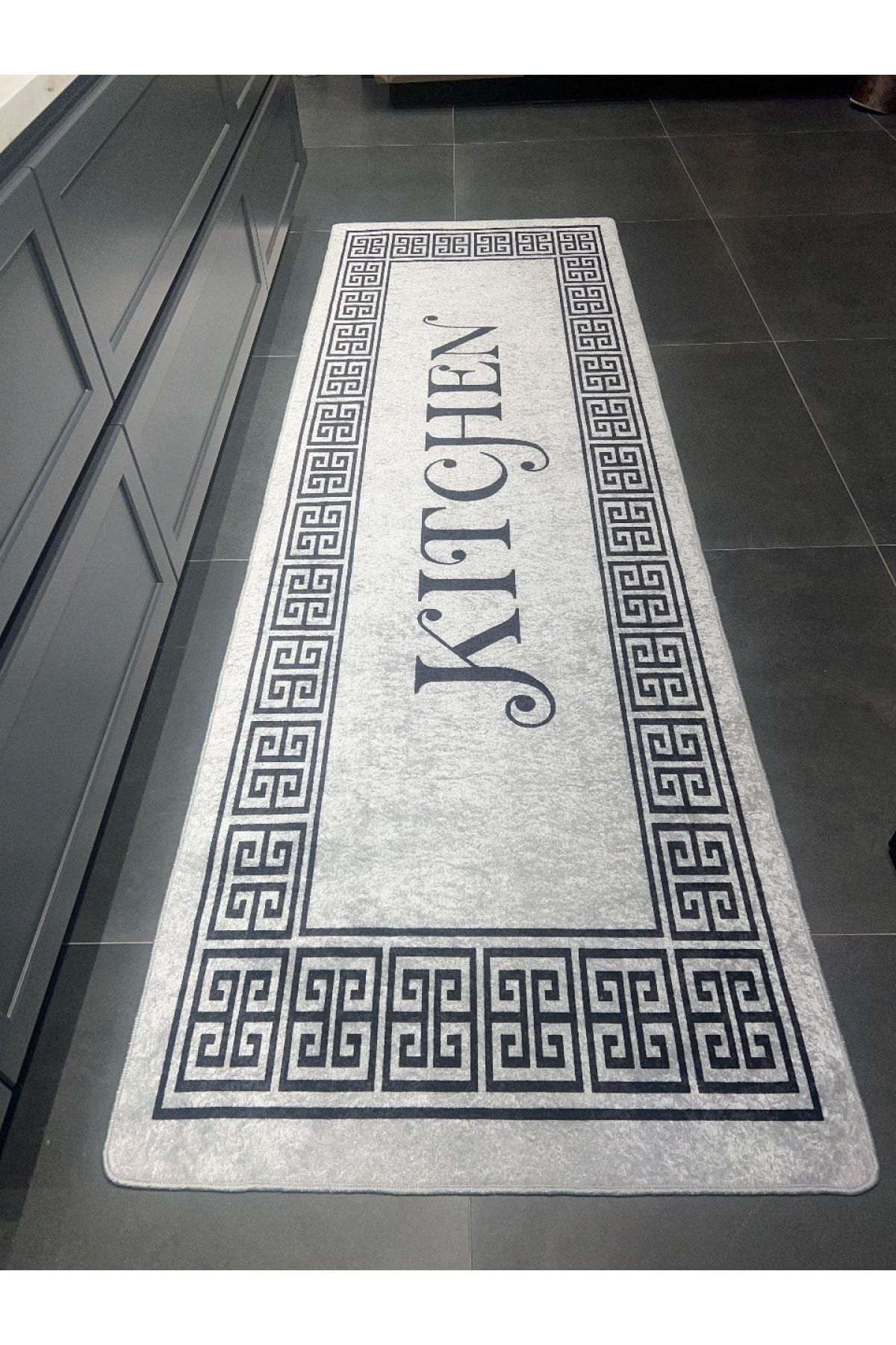 Kitchen Yazılı Bordürlü Mutfak Halısı Gri - Siyah