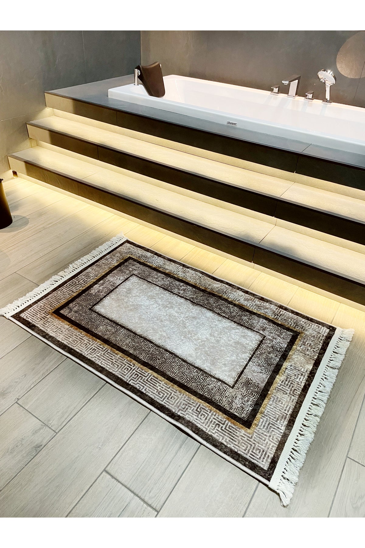 80X120 Vintage Distressed Look Non-Slip Backed Brown Bathroom Rug