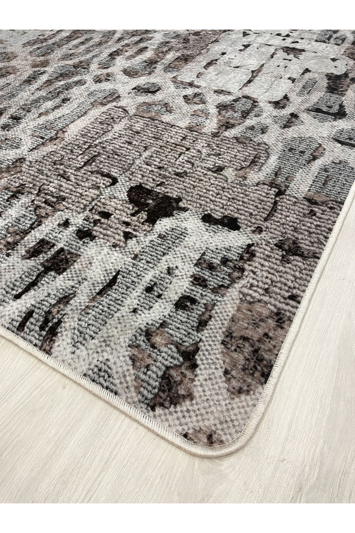 Gray Modern Woven-Look Latex Leather Base Rug